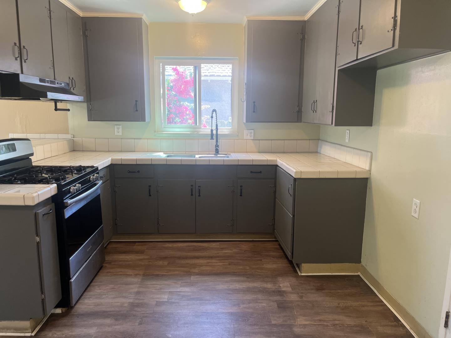 178 Del Mar DR