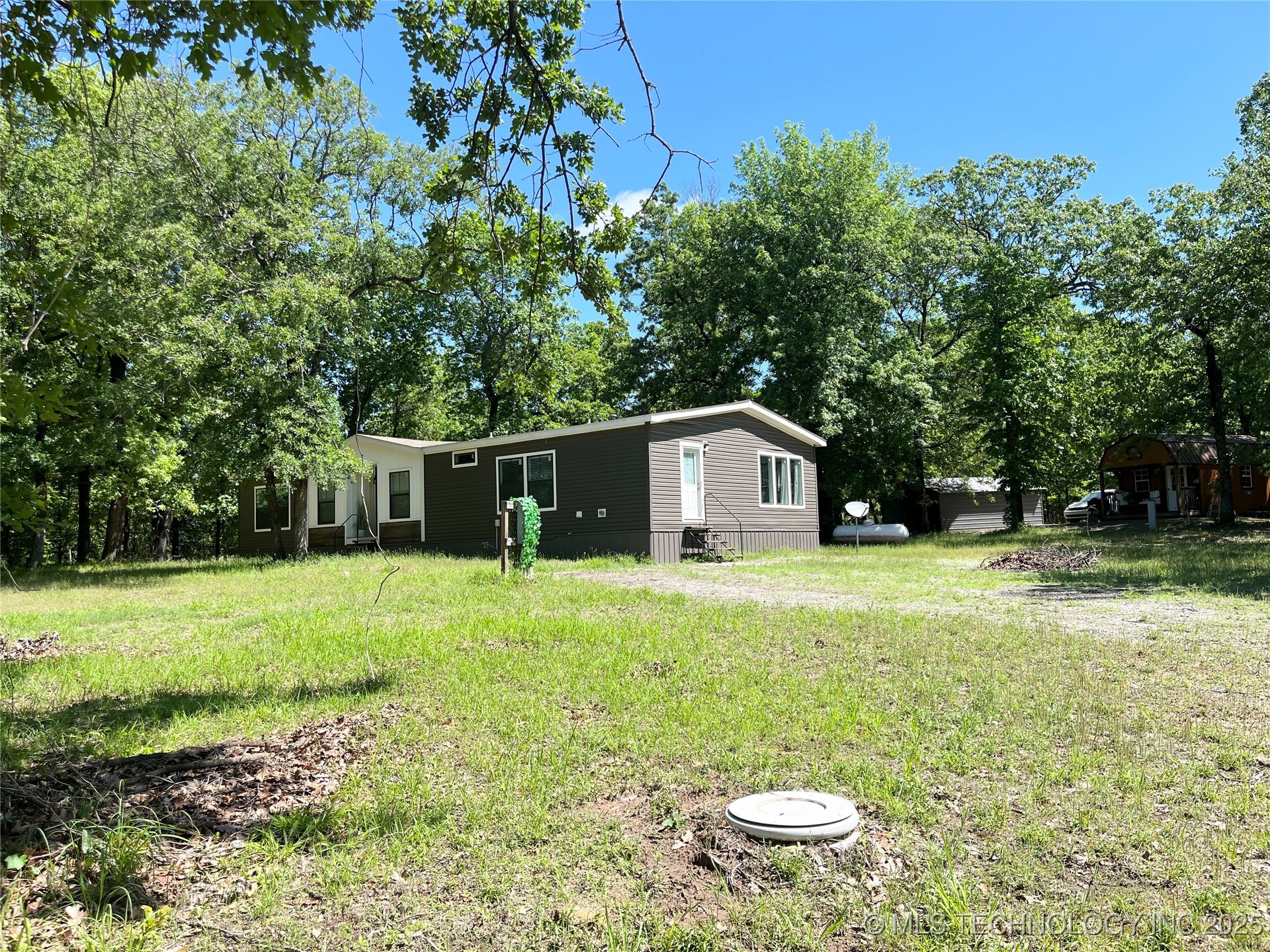 425599 E 1168 Road