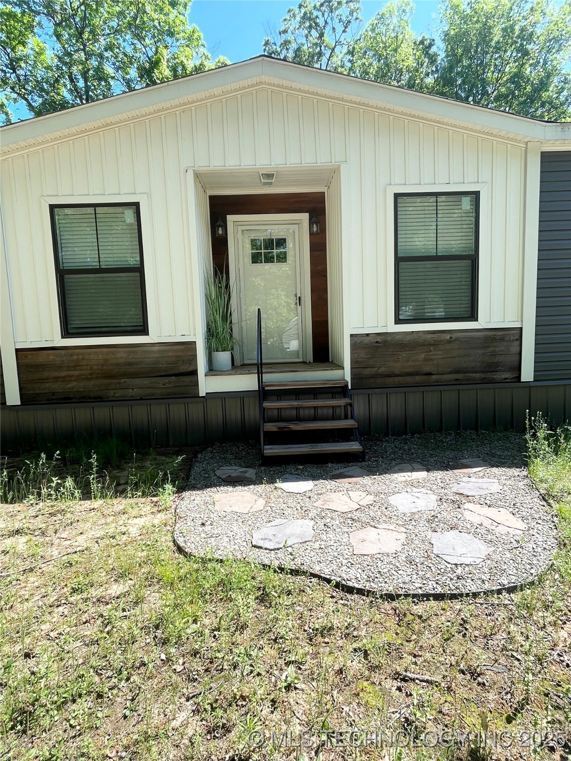 425599 E 1168 Road