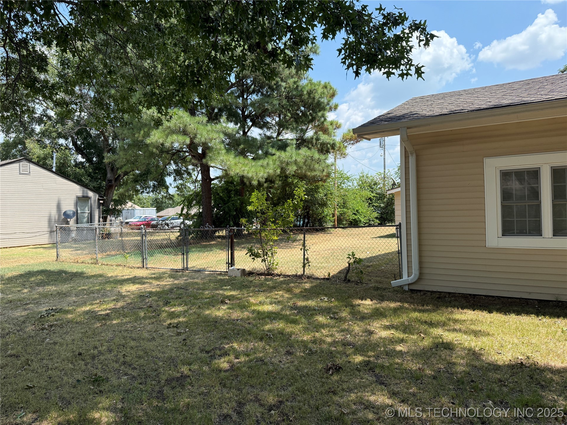 116 SW 5 th Street