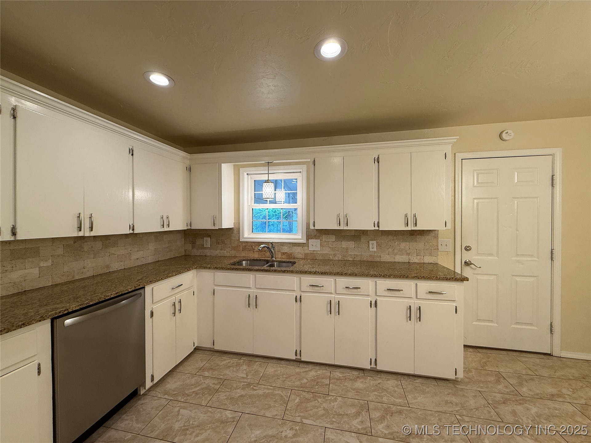 116 SW 5 th Street