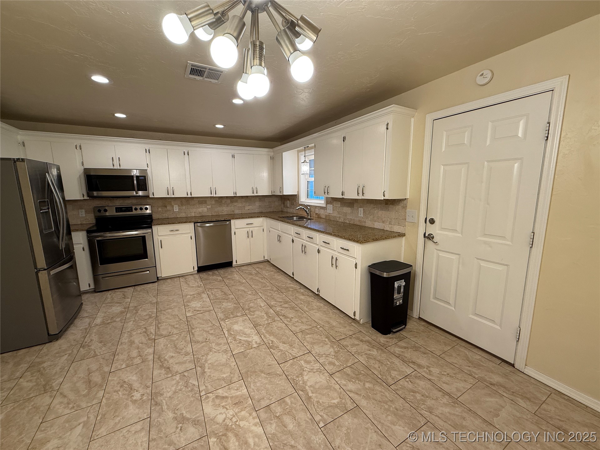 116 SW 5 th Street