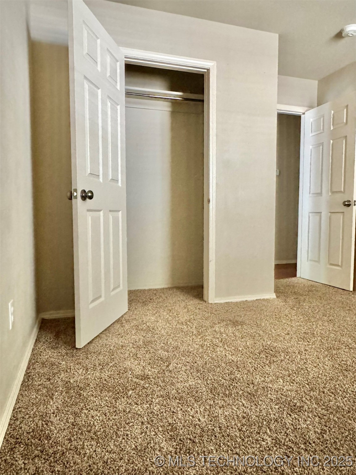 614 W Jefferson Avenue