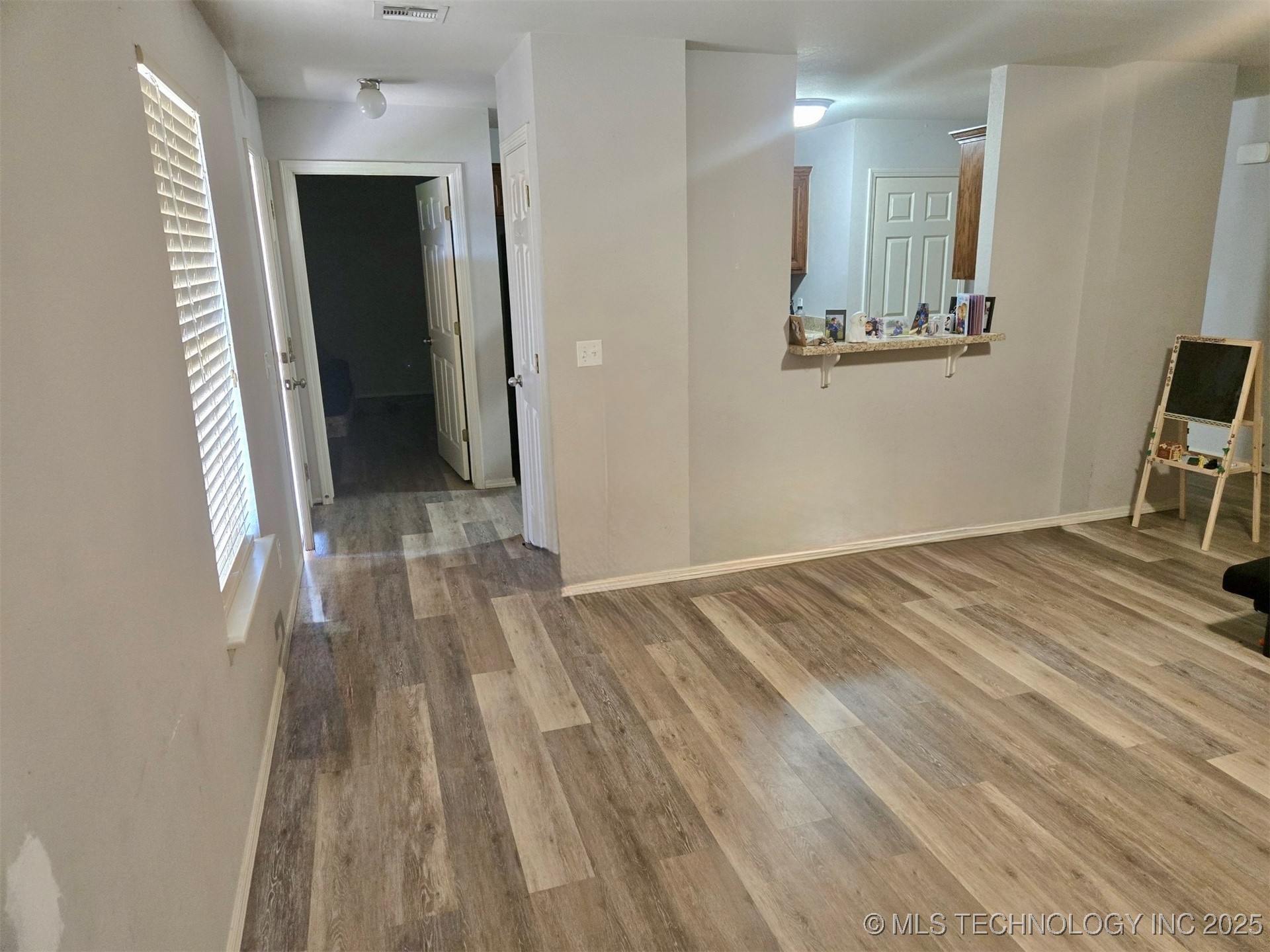 614 W Jefferson Avenue