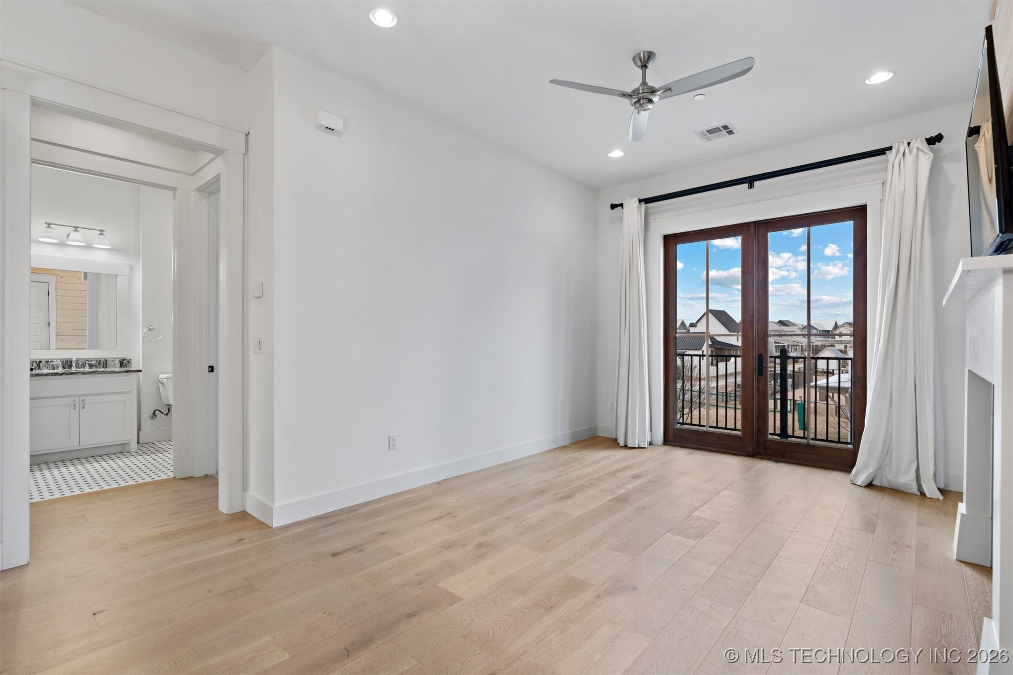 29 Water Street 5