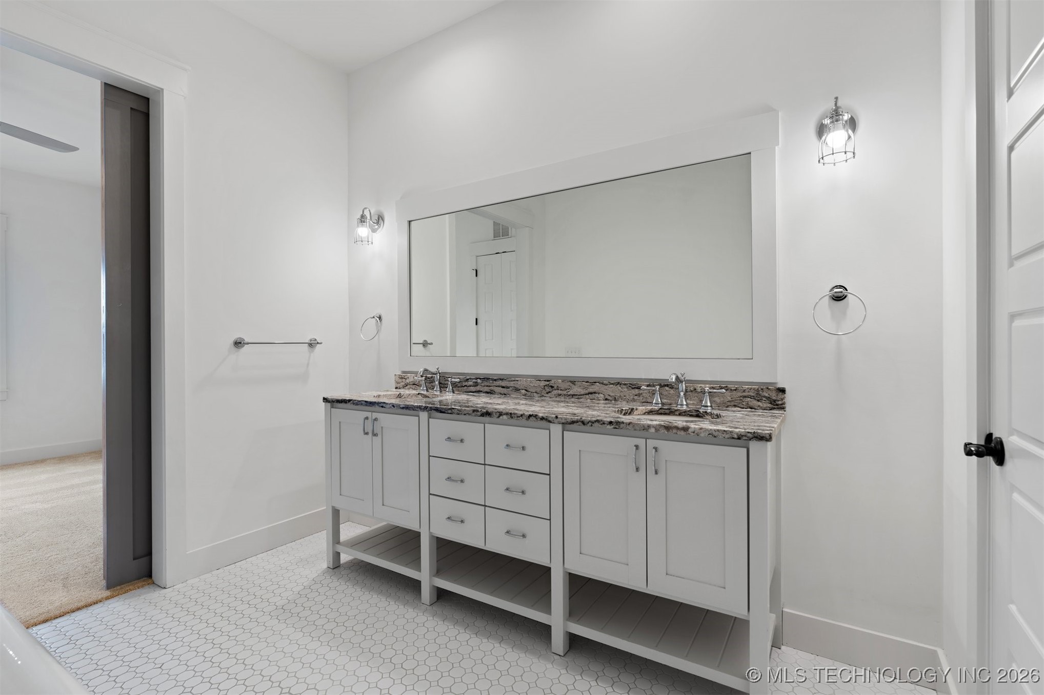 29 Water Street 5