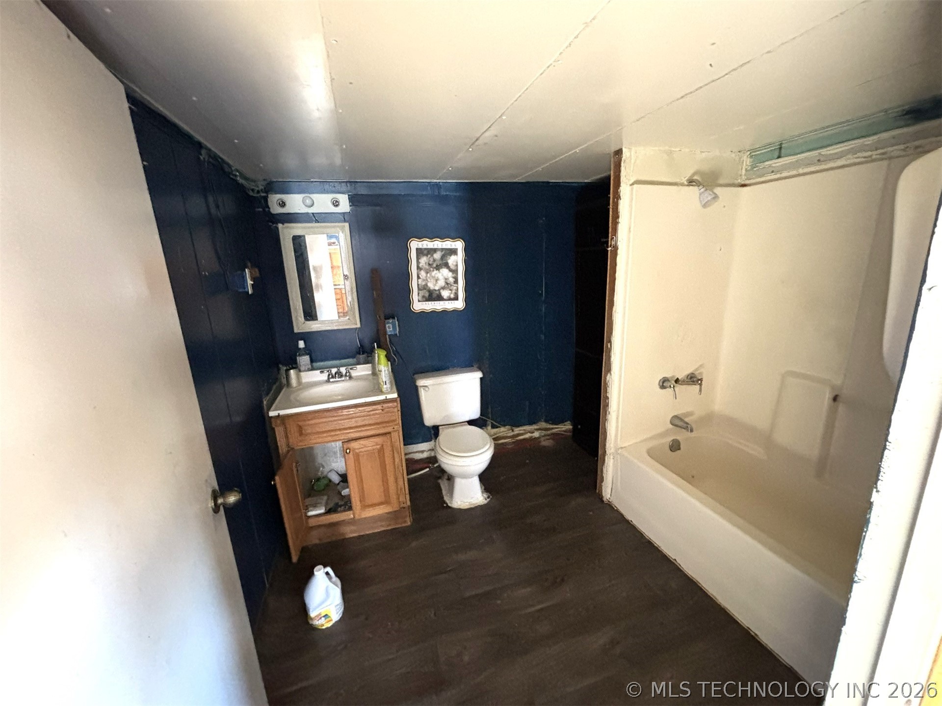 203 W Hanover