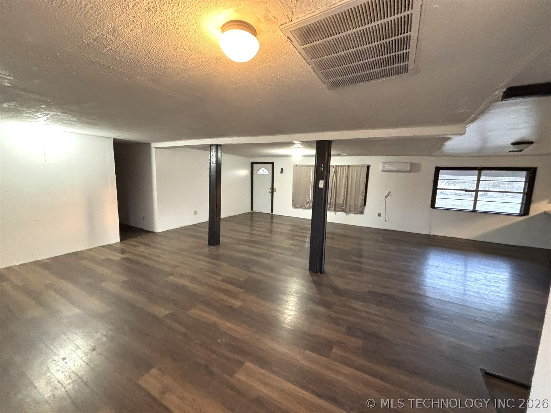 203 W Hanover