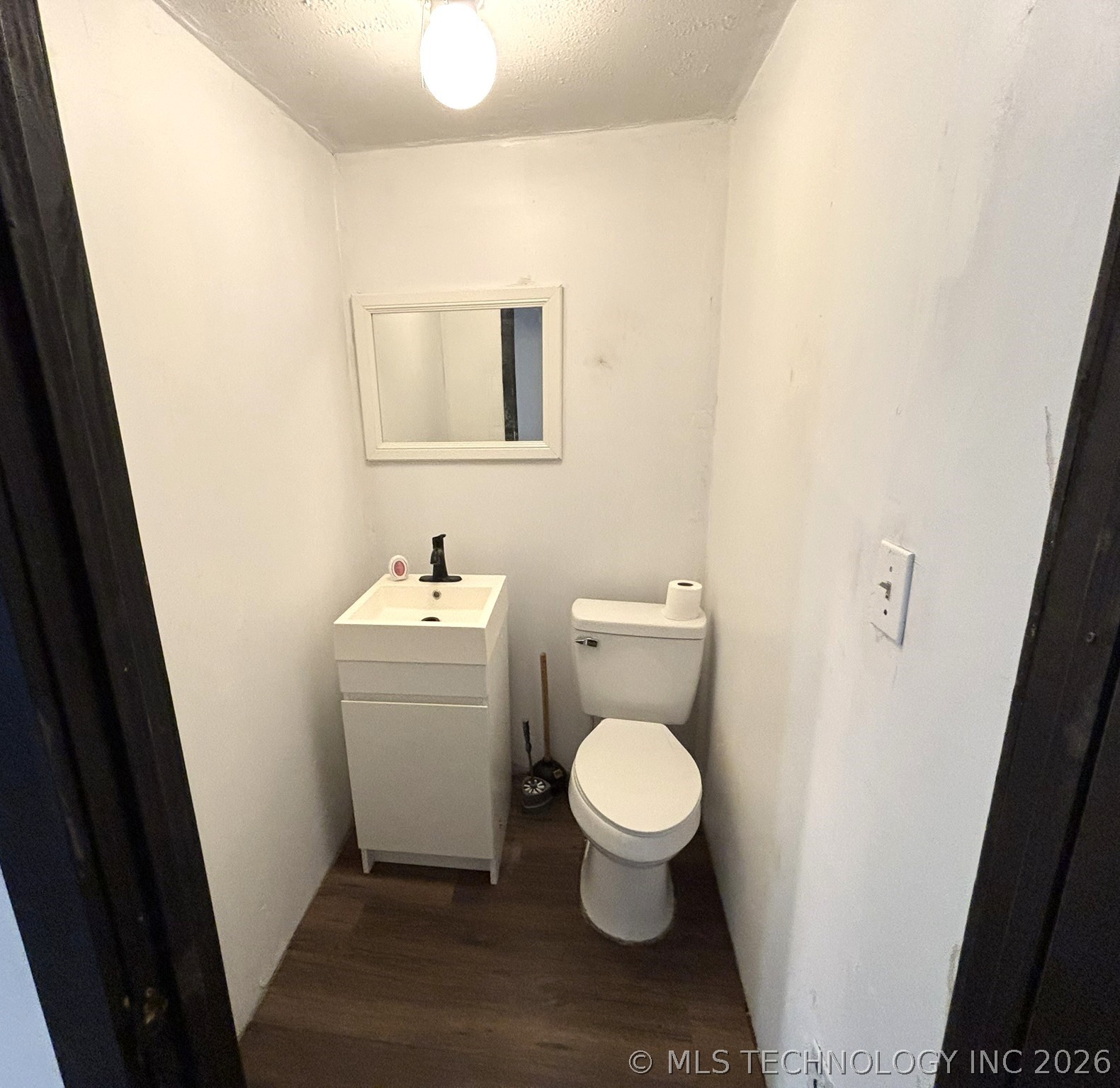 203 W Hanover