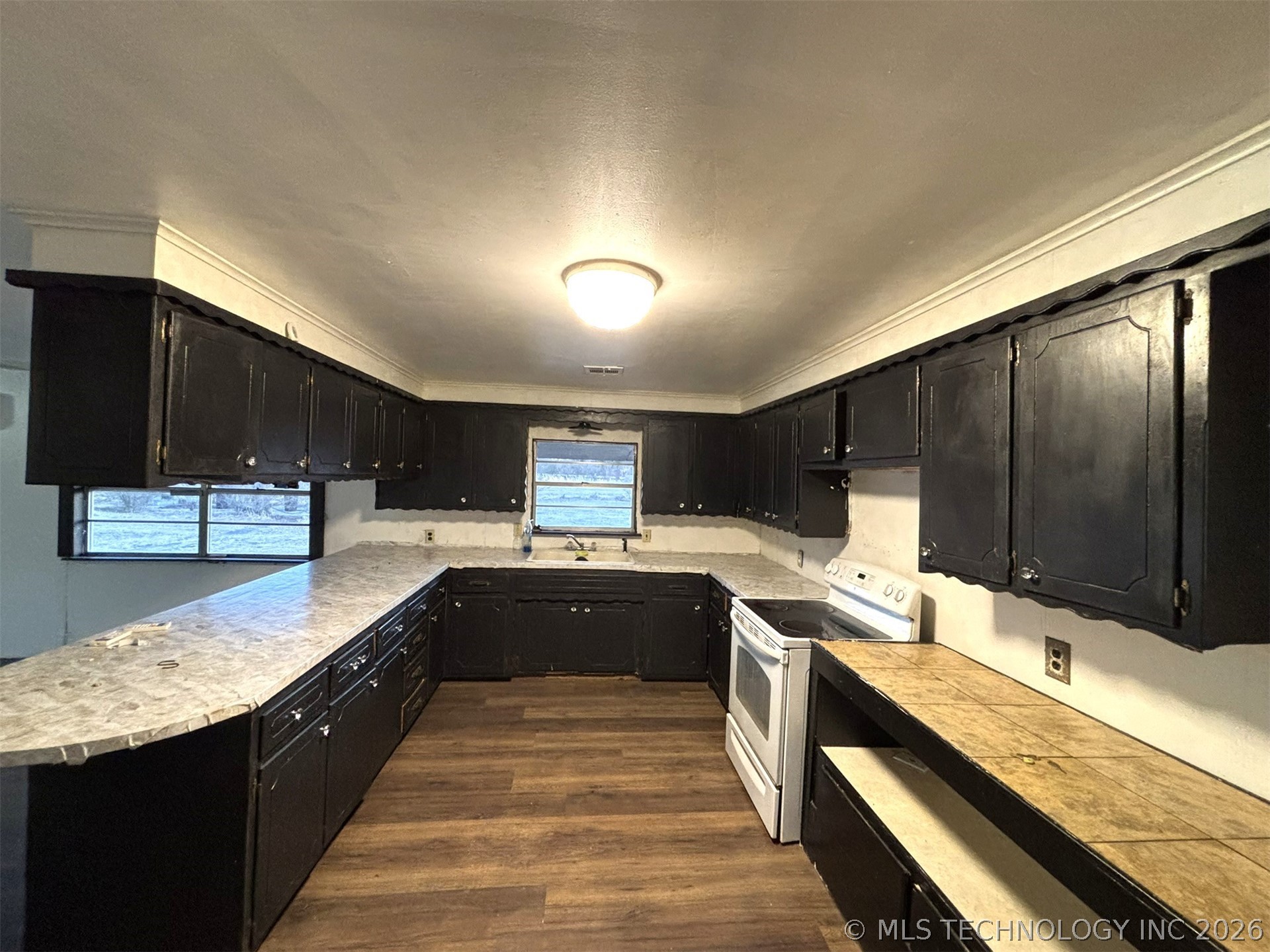203 W Hanover