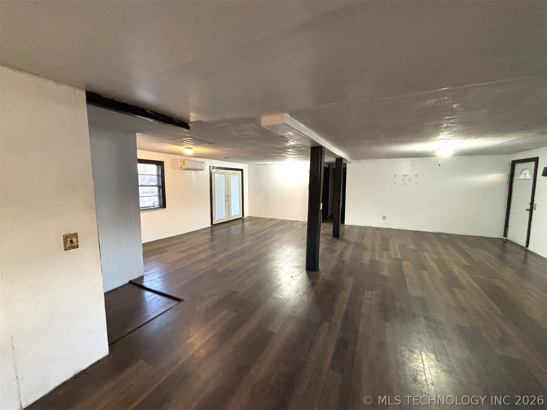 203 W Hanover