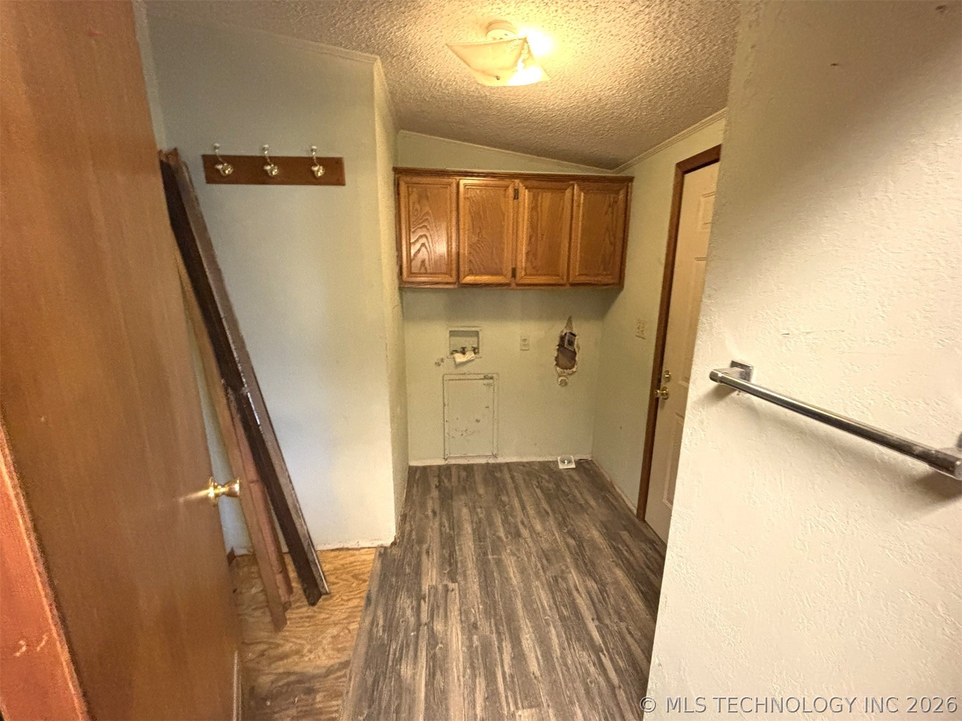 415420 E 1094
