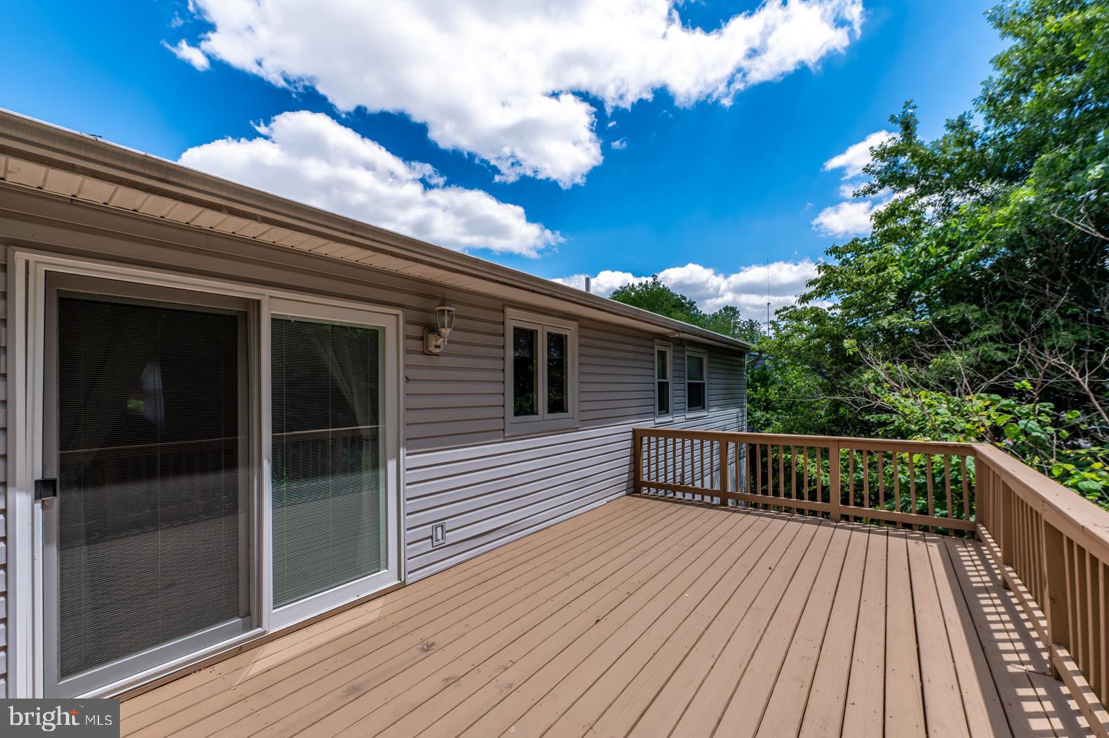 4 HILLCREST DRIVE