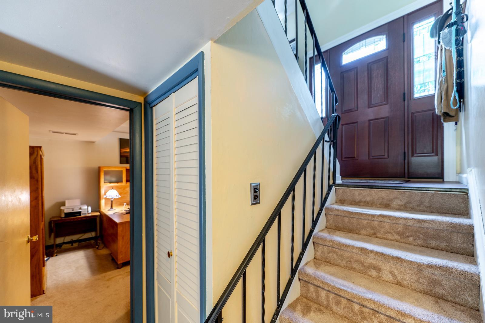 4 HILLCREST DRIVE