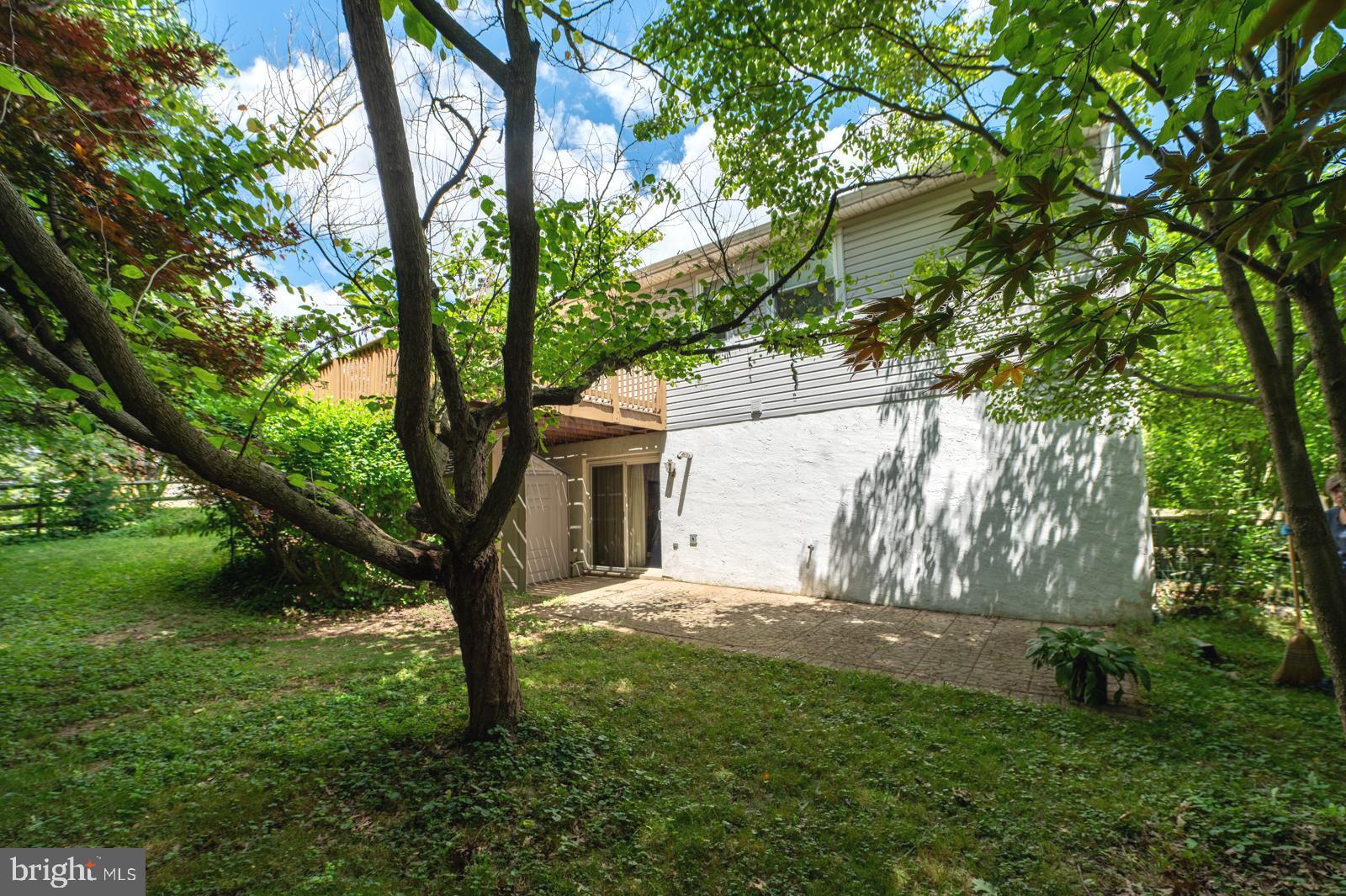 4 HILLCREST DRIVE