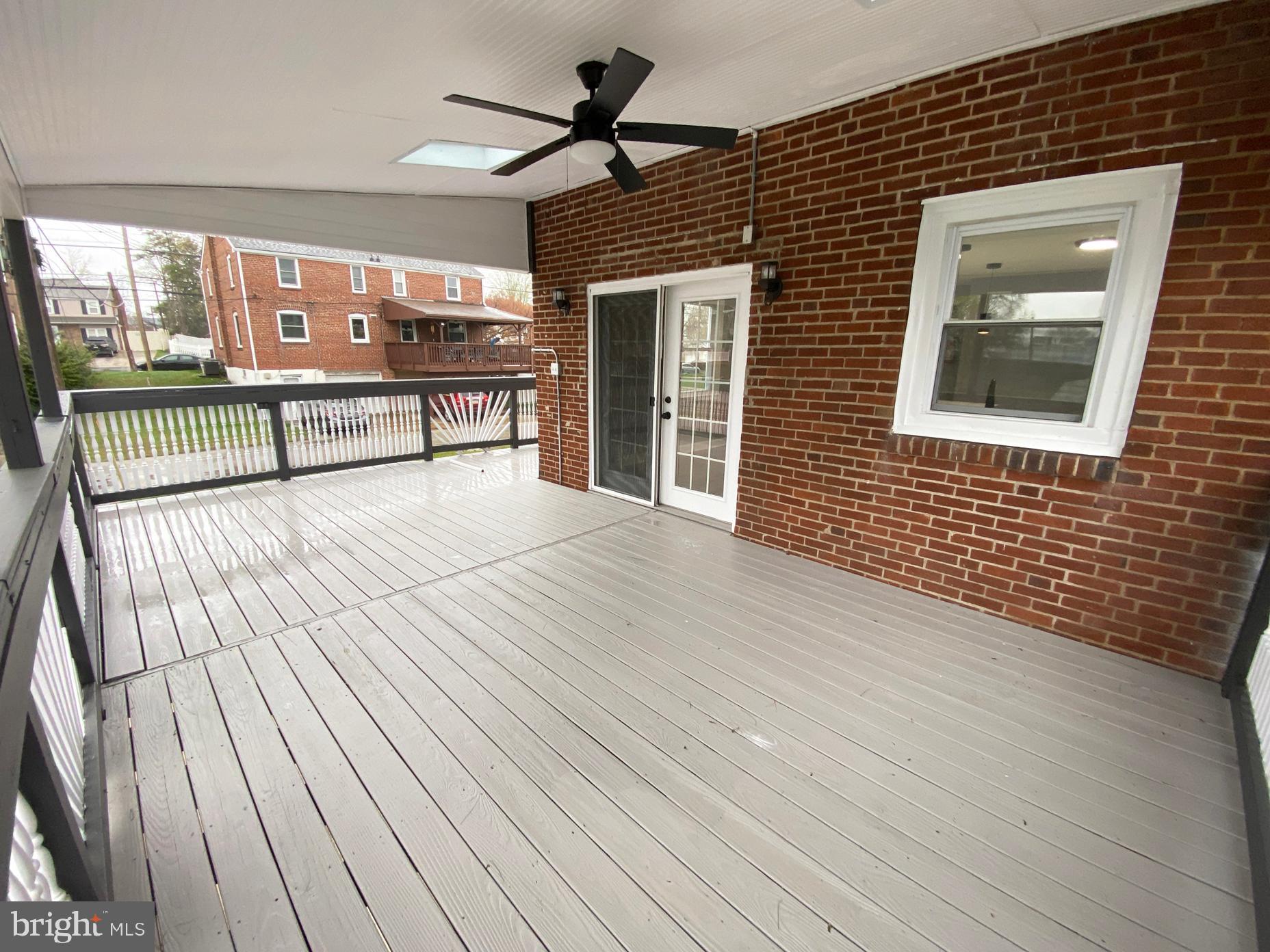 371 CEDAR AVENUE