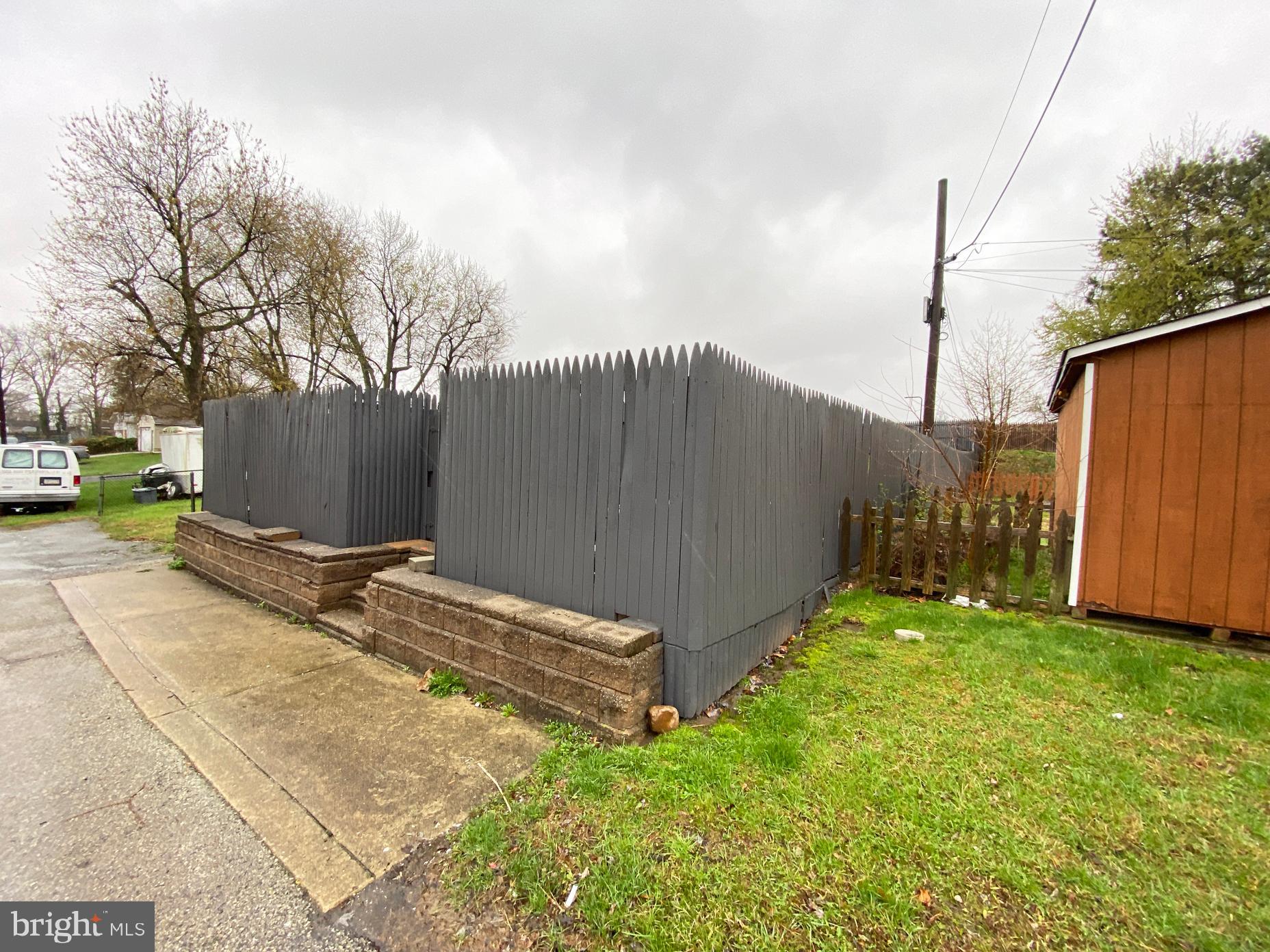 371 CEDAR AVENUE