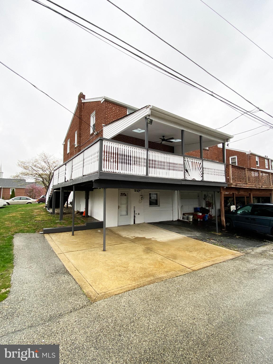 371 CEDAR AVENUE