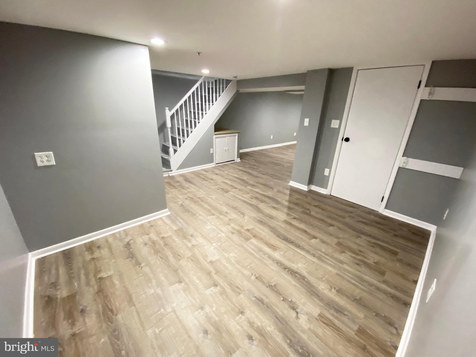 371 CEDAR AVENUE