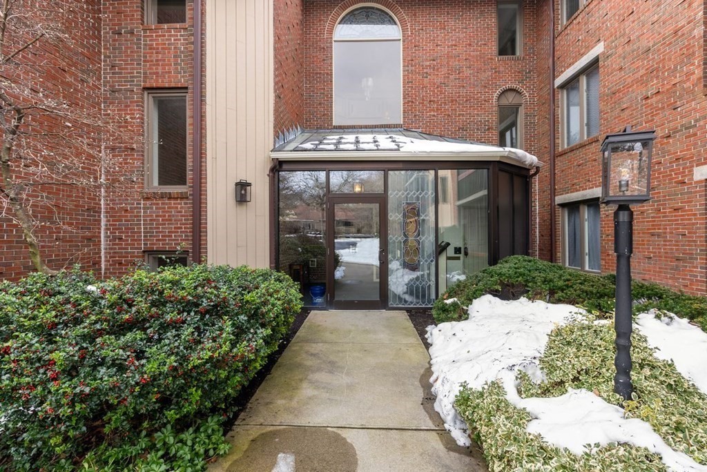 770 Salisbury St # 317