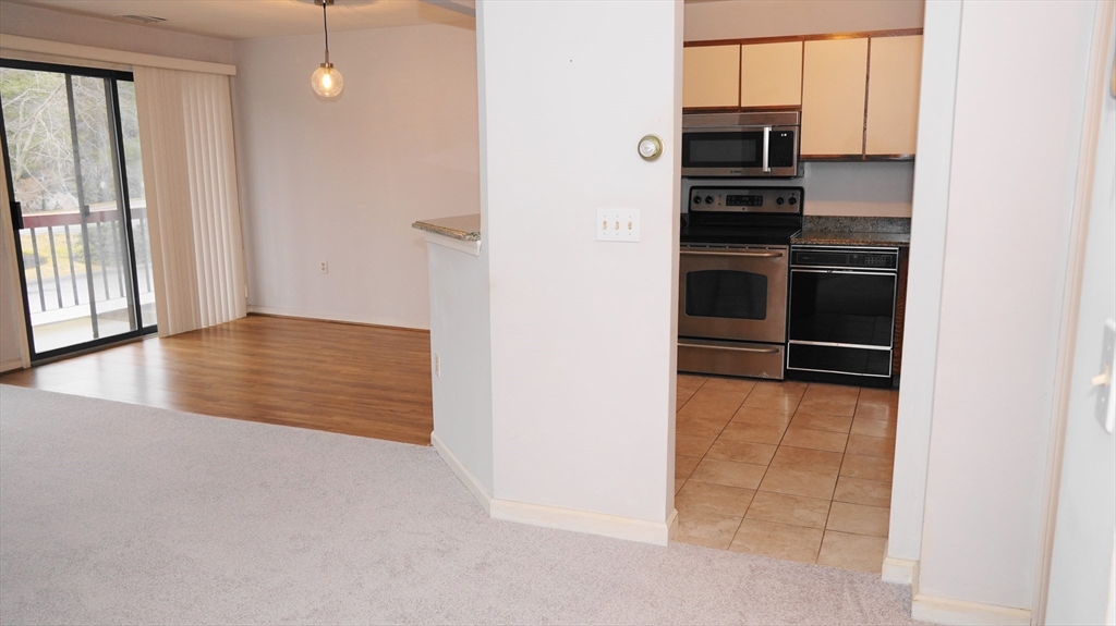 770 Salisbury St # 317