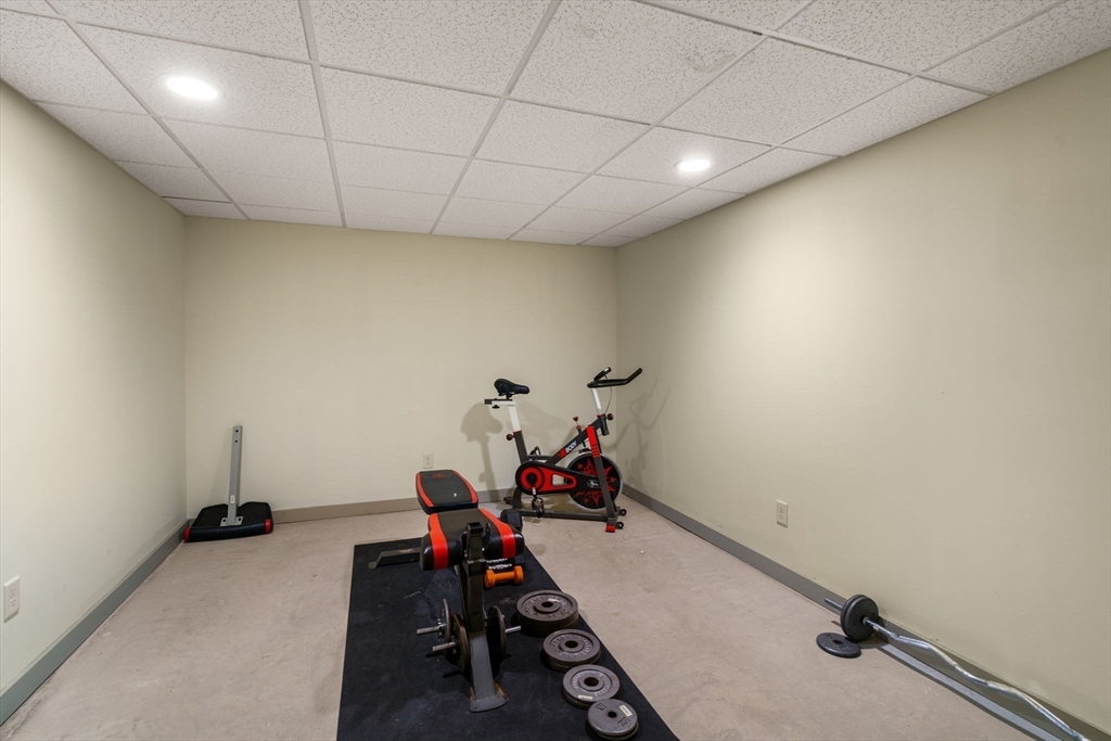 33 Champeaux Rd
