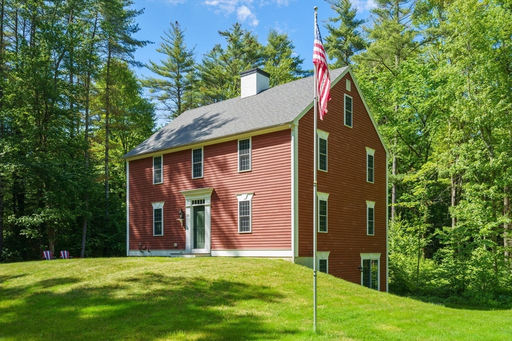 33 Champeaux Rd