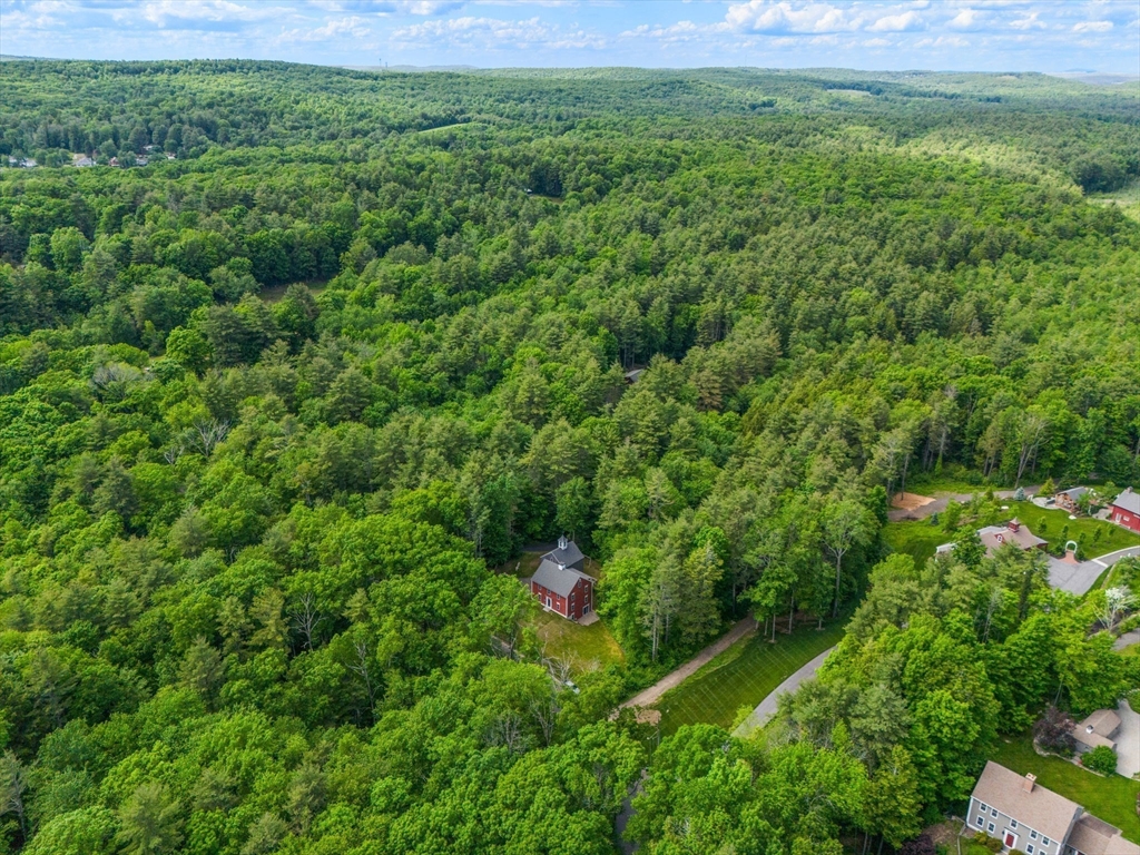 33 Champeaux Rd