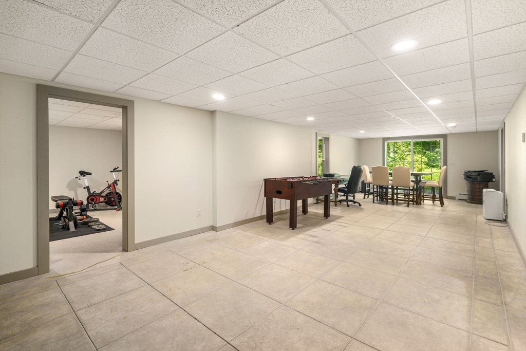33 Champeaux Rd