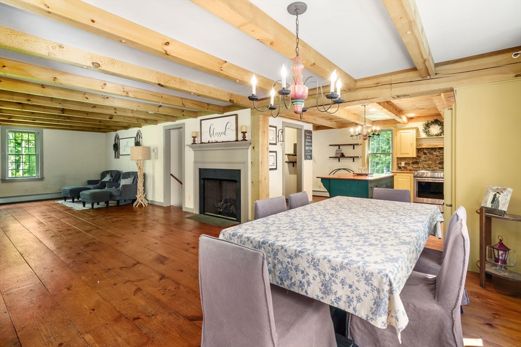 33 Champeaux Rd