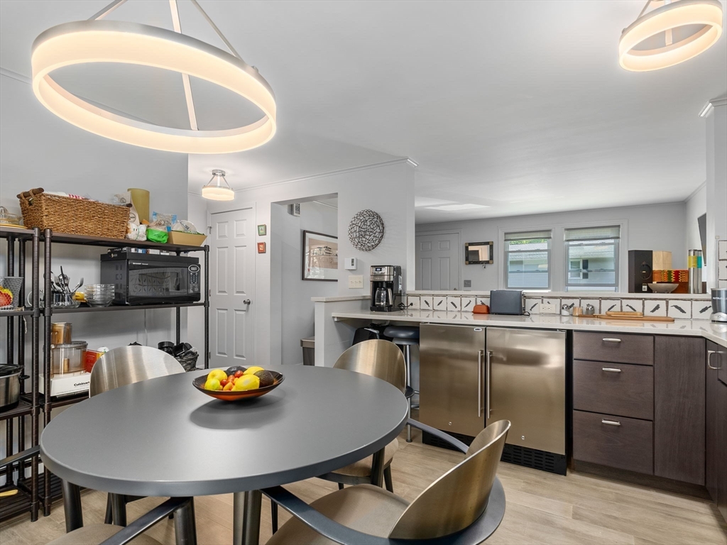 270 Sunderland Rd # 75