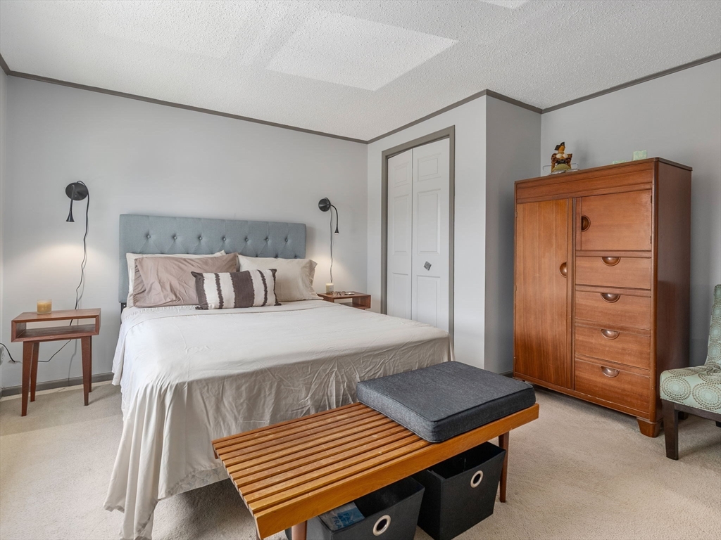 270 Sunderland Rd # 75