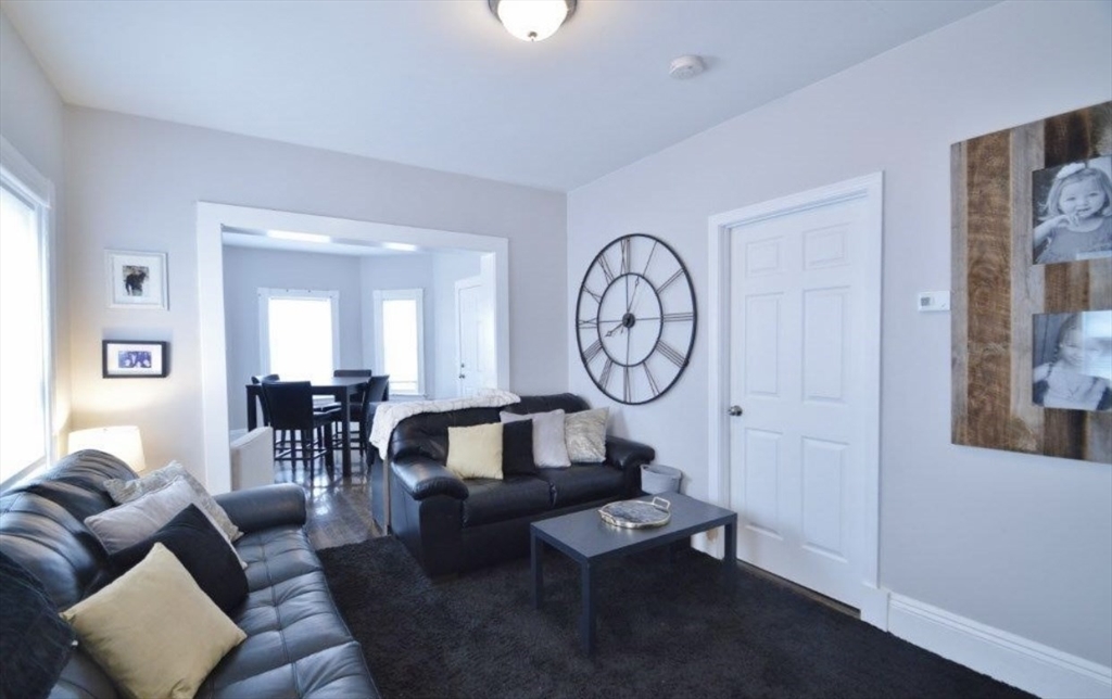 3 Hudson Pl # 1