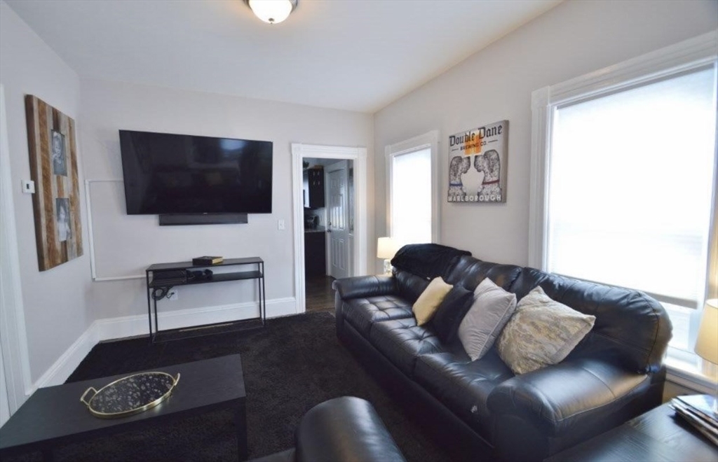 3 Hudson Pl # 1