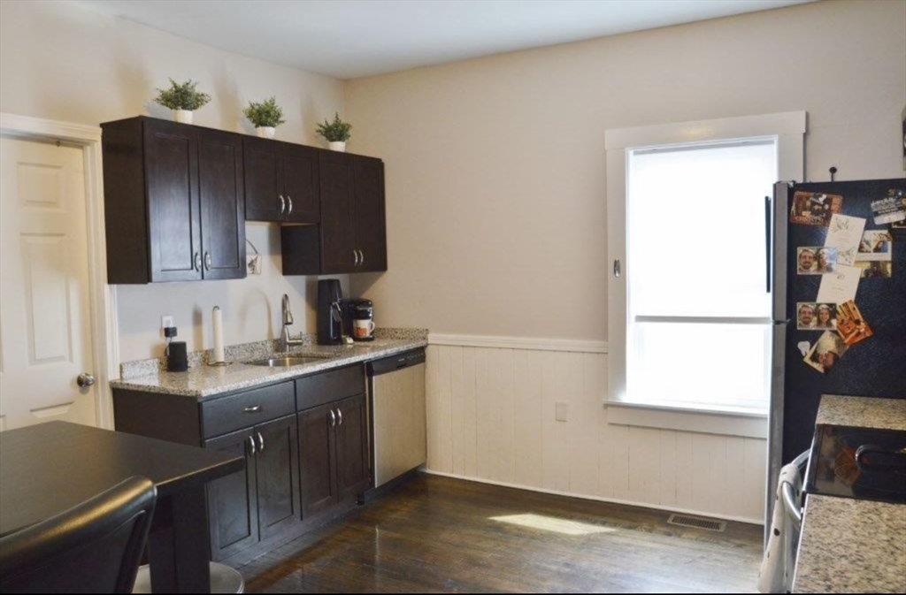 3 Hudson Pl # 1
