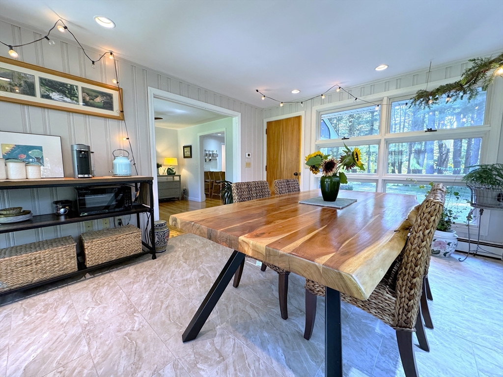 105 Holden Rd