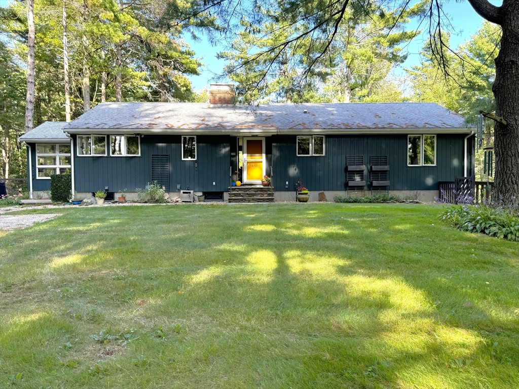 105 Holden Rd