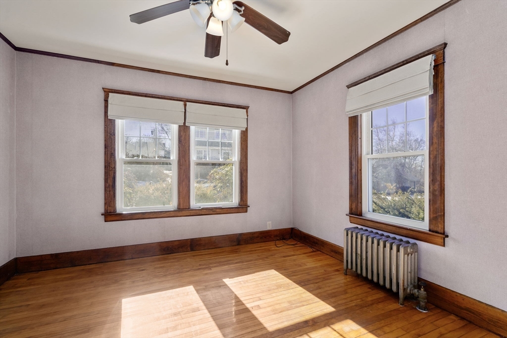 72 Kenwood Ave