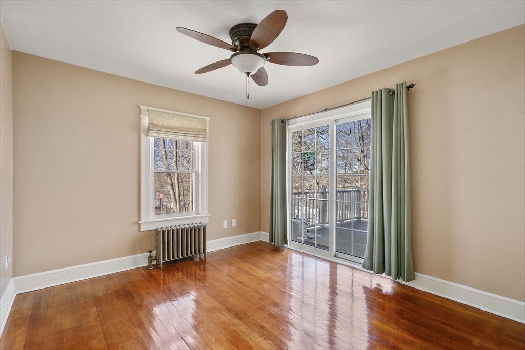 72 Kenwood Ave