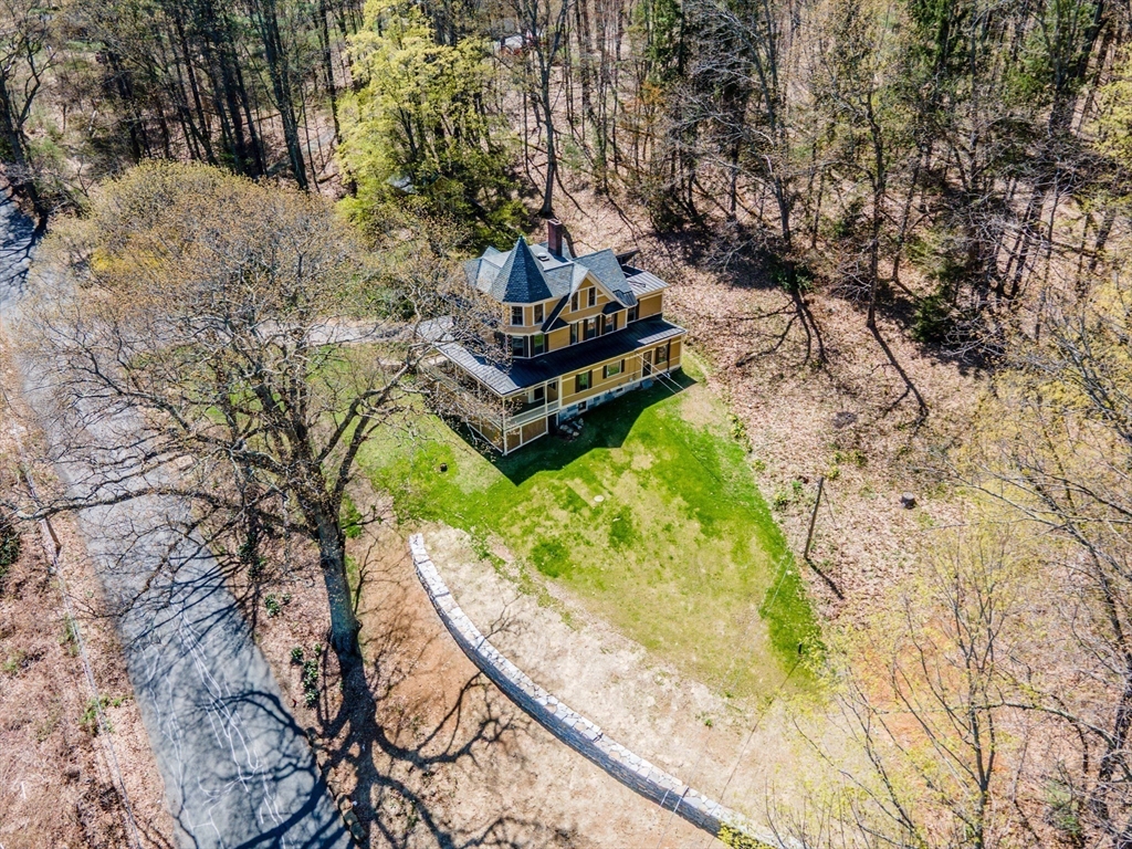 55 Long Hill Rd