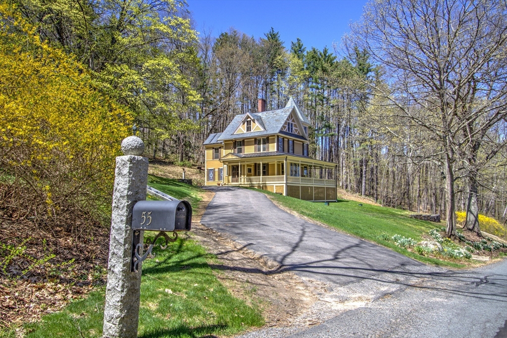 55 Long Hill Rd