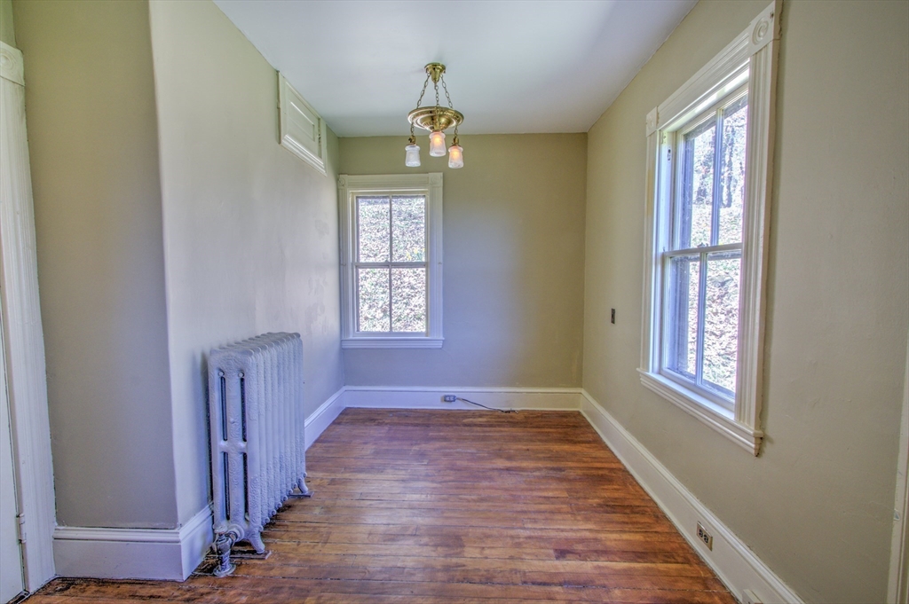 55 Long Hill Rd