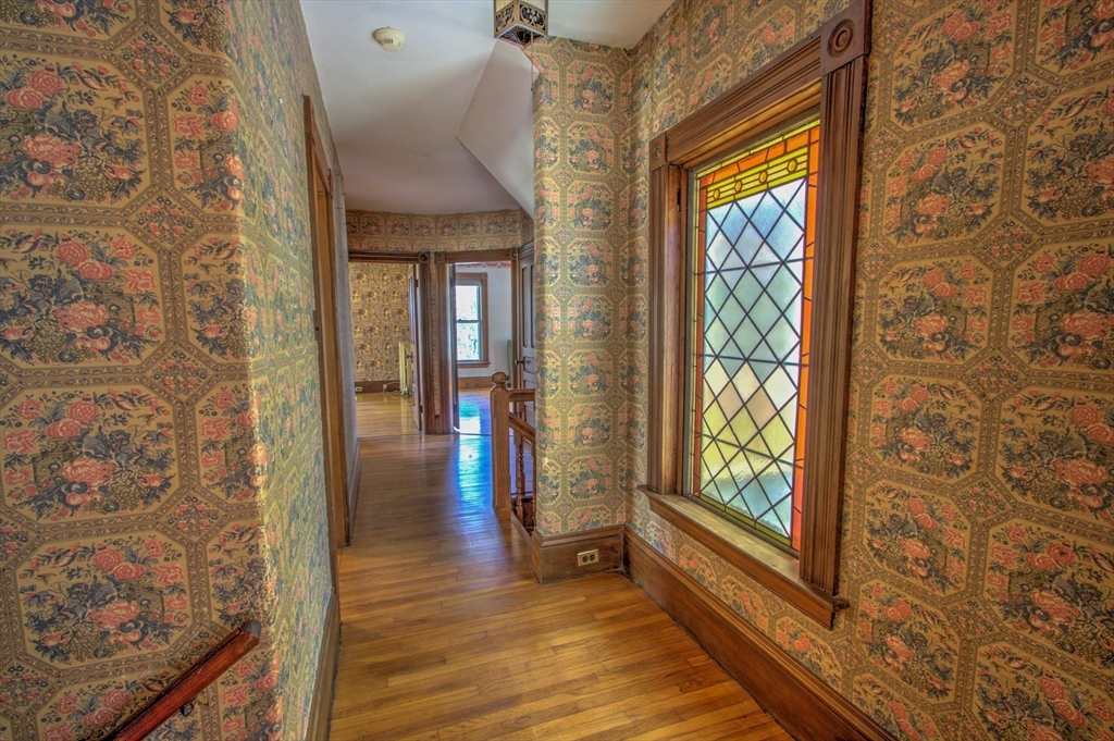 55 Long Hill Rd