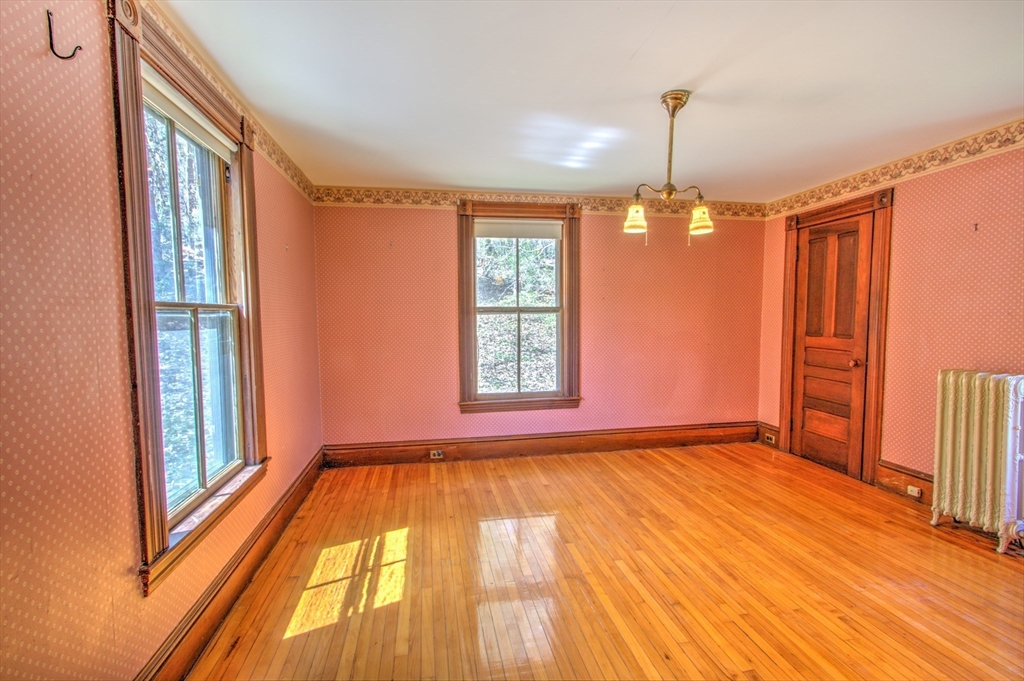 55 Long Hill Rd