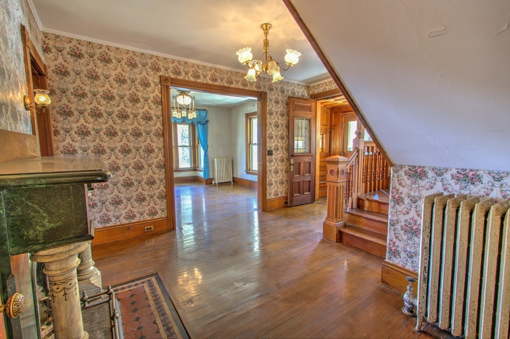 55 Long Hill Rd