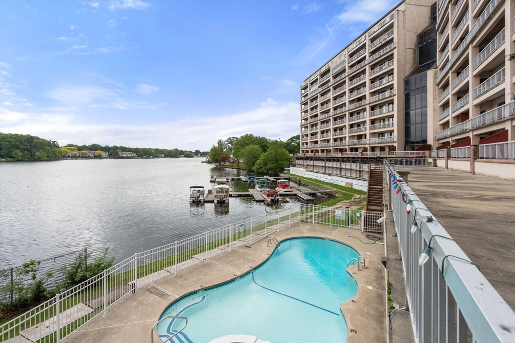 65 Lake Ave # 1002