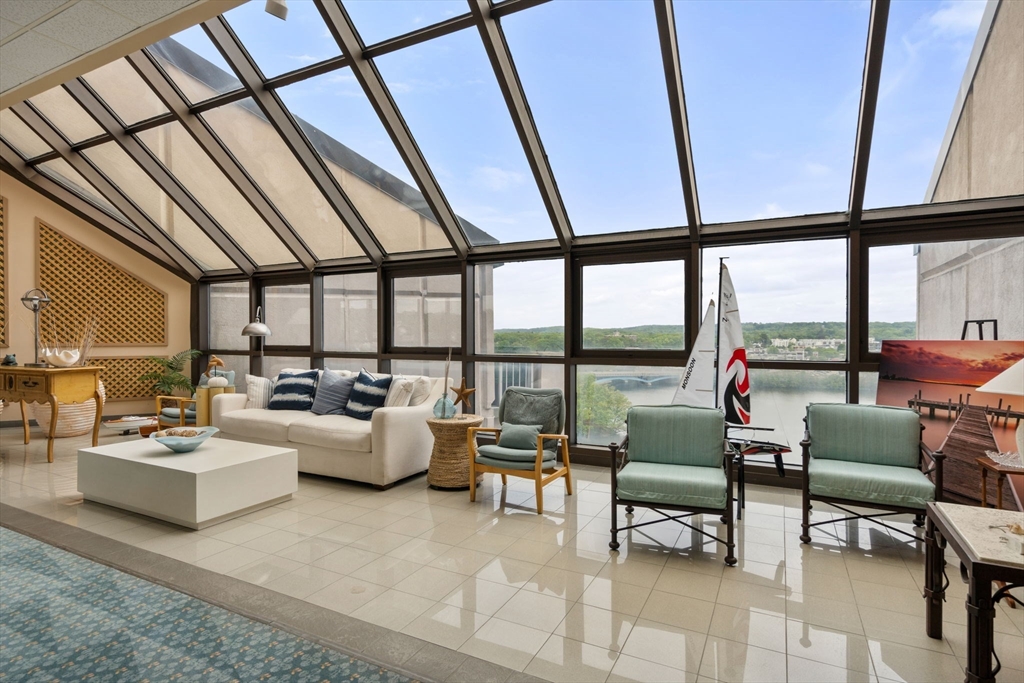 65 Lake Ave # 1002