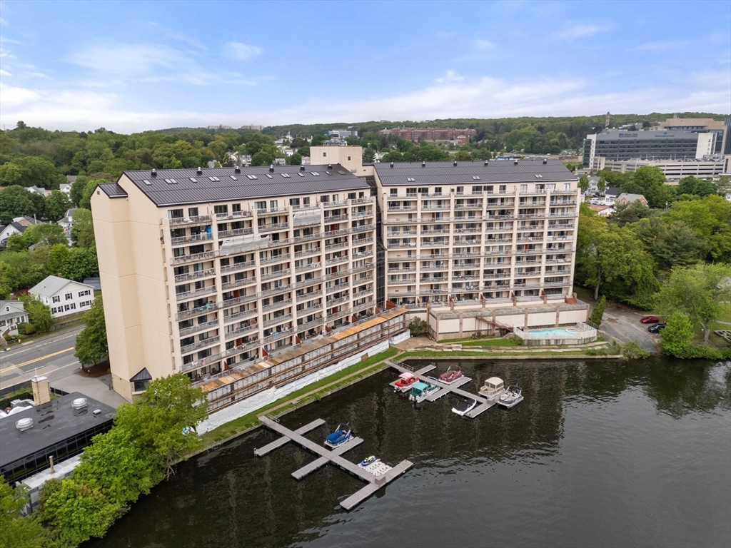 65 Lake Ave # 1002