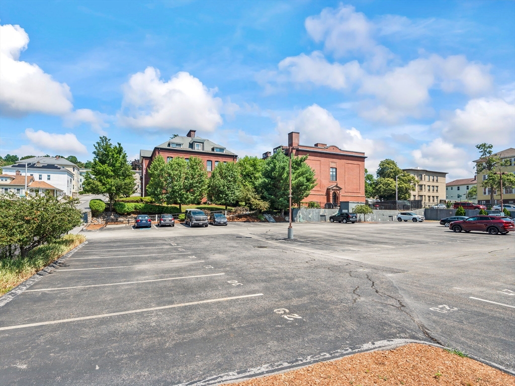 28 Adams St # 102