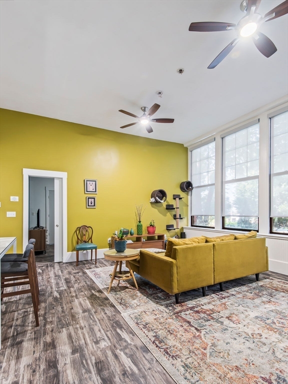 28 Adams St # 102